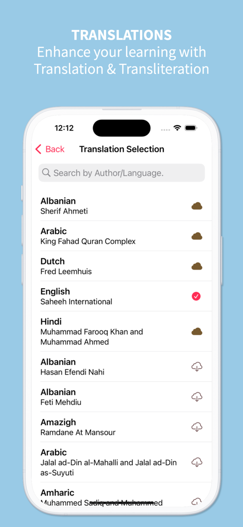 A tela de seleção de tradução no aplicativo Memorize Quran exibindo uma lista de idiomas disponíveis, incluindo albanês, árabe e inglês.