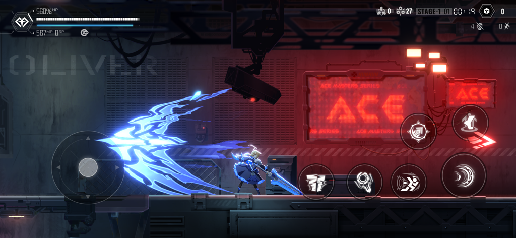 Un personaje realizando un ataque de energía azul en un nivel de ciencia ficción de BlazBlue Entropy Effect.