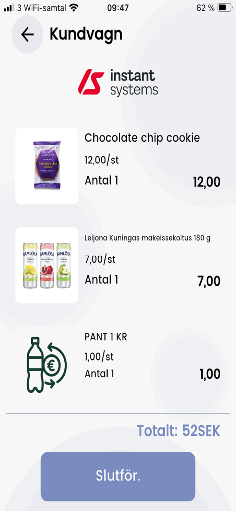 Tela de checkout do aplicativo Lova mostrando um carrinho de compras digital com lanches e preço total