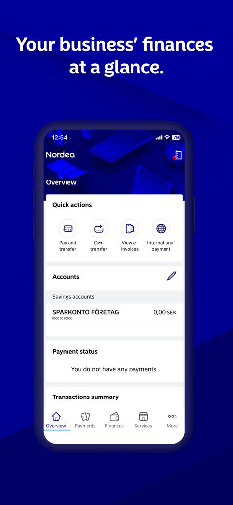 Nordea Business SE - Un smartphone mostrando la pantalla de resumen de la aplicación Nordea Business SE con cuentas financieras y botones de acción rápida.
