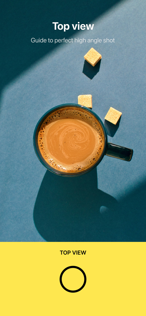 Scatto dall'alto di un caffè utilizzando la funzione di guida intelligente dell'app Foodie