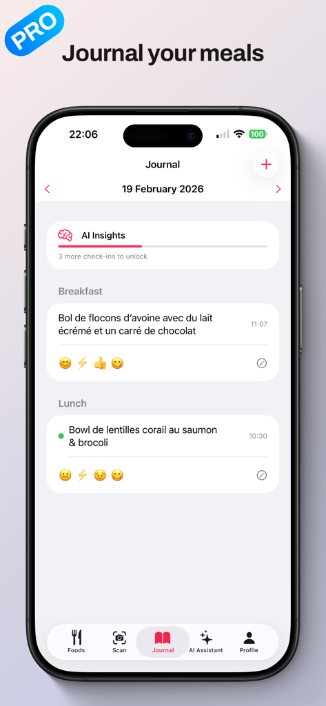 MomEats - Pregnancy Food Safe - MomEats app screen showing a daily meal journal and pregnancy wellness tracker