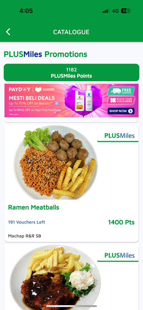 PLUS App (Official) - Pantalla de la App PLUS que muestra el catálogo de recompensas con promociones de comida como Albóndigas Ramen canjeables con puntos PLUSMiles