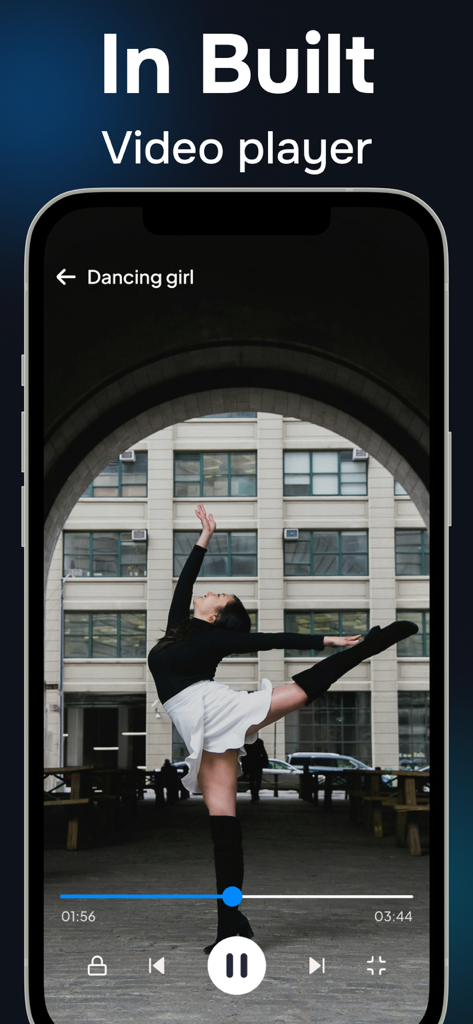 Video Downloader - HD Download - Pantalla móvil que muestra un reproductor de video incorporado previsualizando un video de una chica bailando.