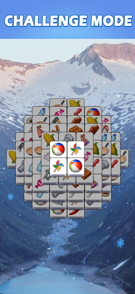 Tile Master Pro: Triple Match - Tela de jogo Tile Master Pro mostrando o Modo Desafio com peças empilhadas sobre um fundo de montanha nevada