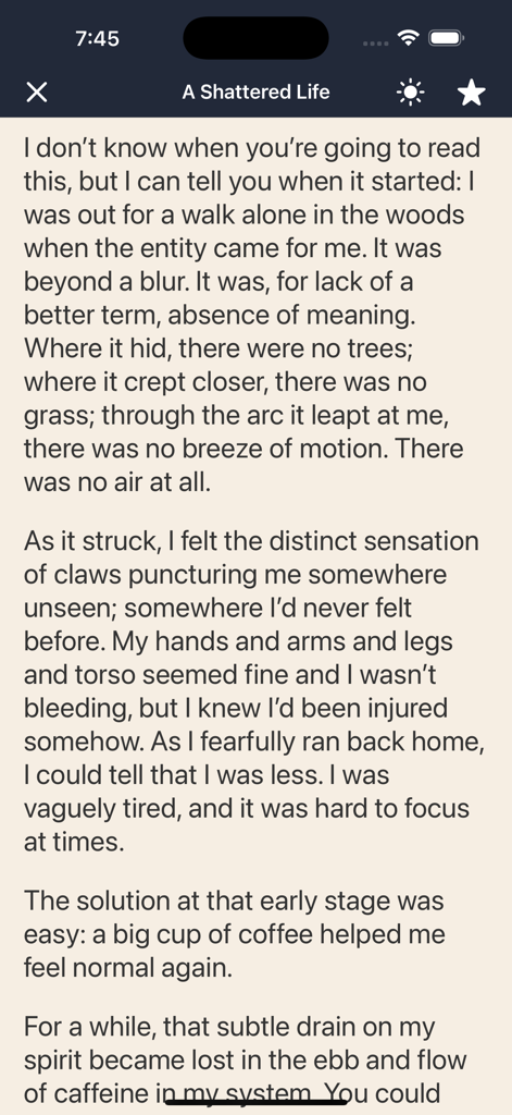 Creepypasta Stories - Reading screen of the Creepypasta Stories app showing a horror story titled A Shattered Life