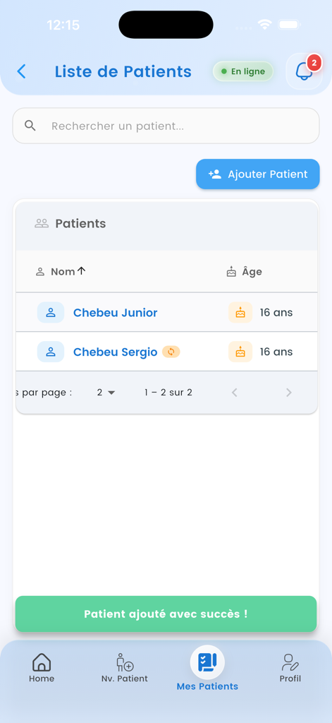 MedReport - MedReport app patient list interface displaying patient records and a successful addition message