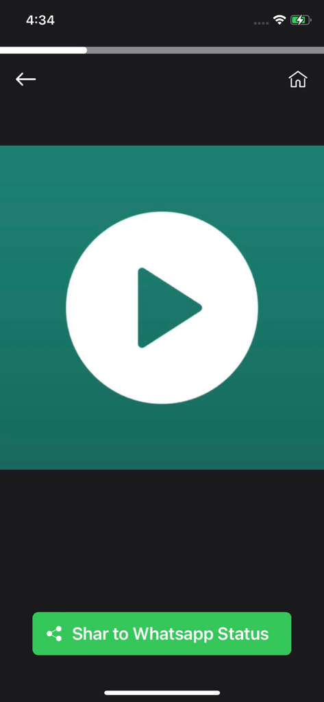 Interfaccia dell'app mobile che mostra un pulsante di riproduzione e un pulsante verde per condividere una storia audio nello stato di WhatsApp