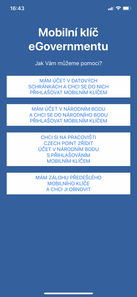 Mobilní klíč eGovernmentu - Welcome screen of the Czech eGovernment mobile key app showing various account setup and login options.