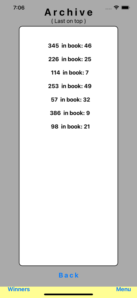 이전 당첨 복권 티켓 및 책 번호 목록을 보여주는 LotteryMaster 앱의 기록 보관소 화면