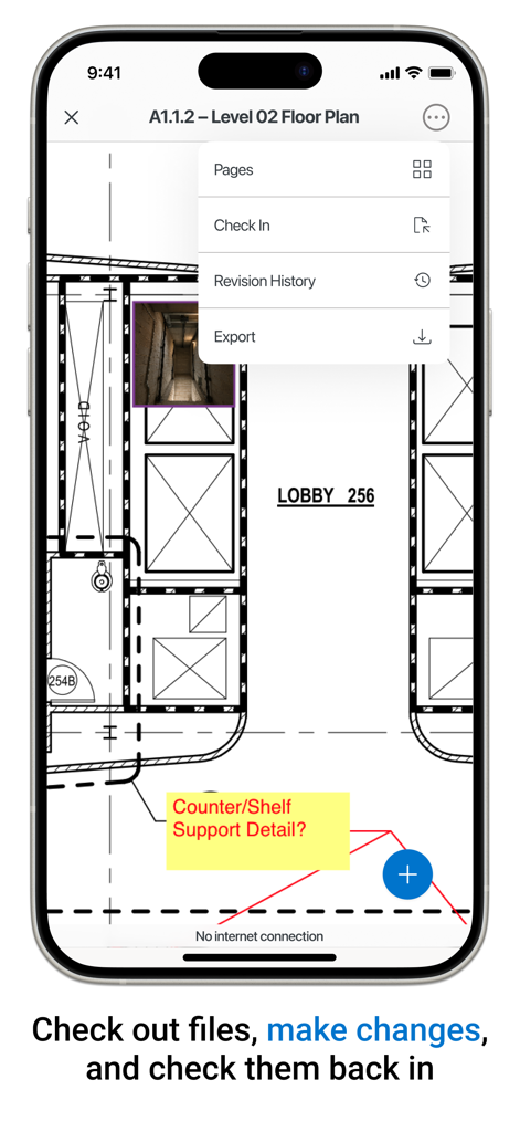 Aplicativo móvel Bluebeam Cloud exibindo uma planta com marcações e opções de check-in de arquivo.