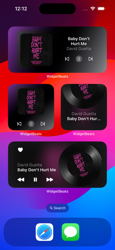 WidgetBeats: Music Widget - Tela de início do iPhone mostrando vários widgets de música WidgetBeats com designs de disco de vinil giratório e player clássico.