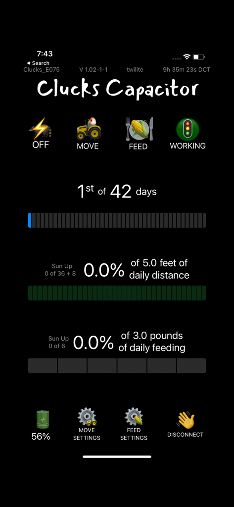 Oberfläche der Clucks Capacitor App, die automatisierte Geflügelmanagement-Steuerungen für Fütterung und Bewegung anzeigt