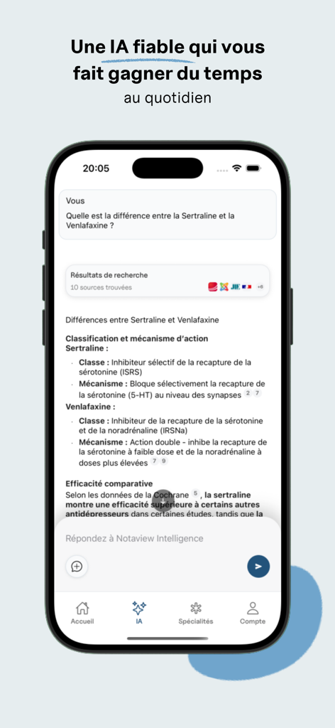 Pantalla de smartphone que muestra el asistente de IA de la aplicación Notaview comparando información de medicamentos para personal clínico