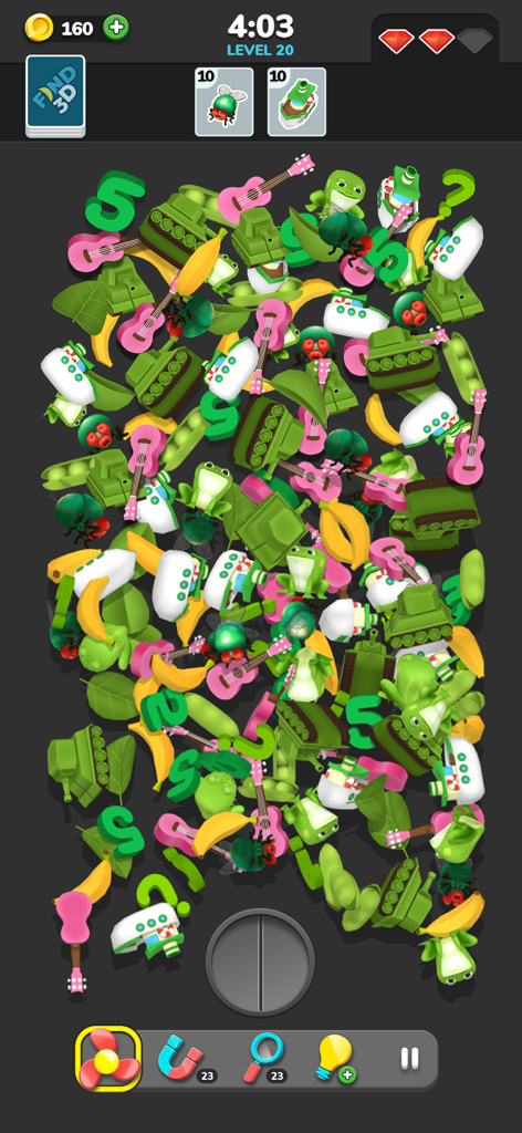 Find 3D ™ - Match 3D Items - Ein Stapel bunter 3D-Objekte wie Gitarren und Panzer in einem Kombinations-Rätselspiel-Level