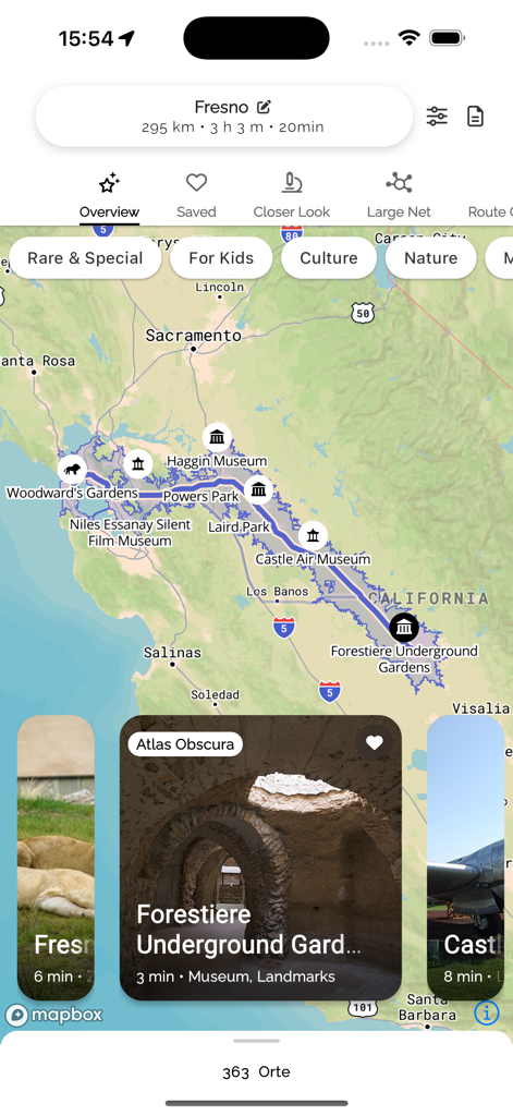 On the way: road trip app - Interface of the On the way road trip app showing a map of California with route highlights and Atlas Obscura attractions like the Forestiere Underground Gardens