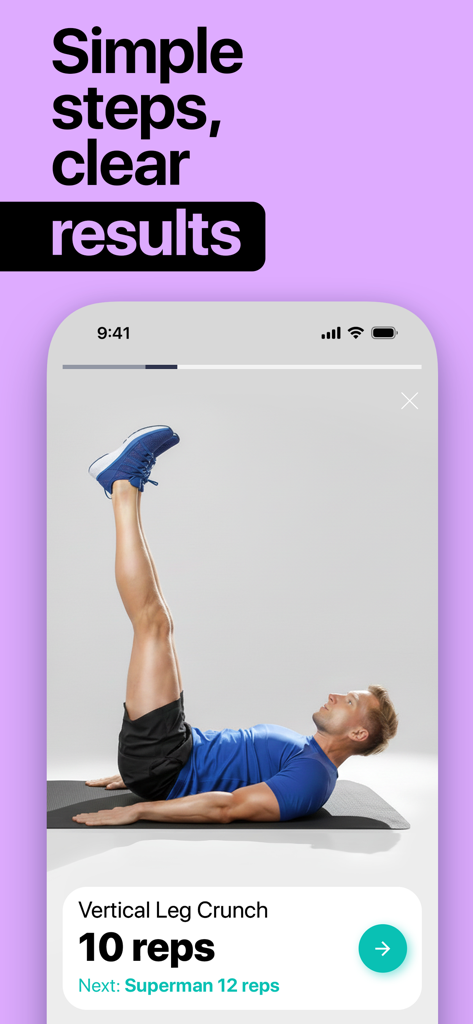 Interfaz de la aplicación móvil de HitFit mostrando a un hombre realizando un crunch de piernas vertical sobre una esterilla con instrucciones de diez repeticiones.