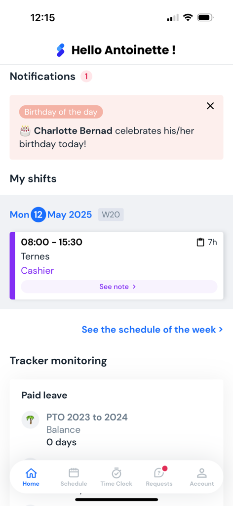 Tableau de bord de l'application mobile Skello montrant les plannings des employés et les notifications de travail