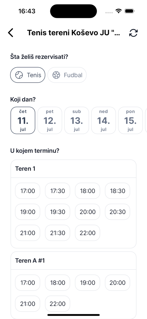 User interface of the Sportin app showing options to select a sport date and available time slots for court reservation