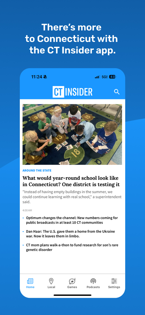 CT Insider - 코네티컷의 연중 학사 제도에 관한 지역 뉴스 기사를 보여주는 CT Insider 앱의 홈 화면.