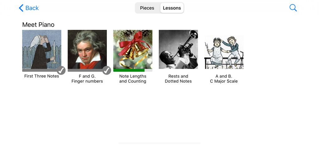 PianoMate - Piano Sheet Music - A selection of beginner piano lessons in the PianoMate app including note lengths and finger numbers.
