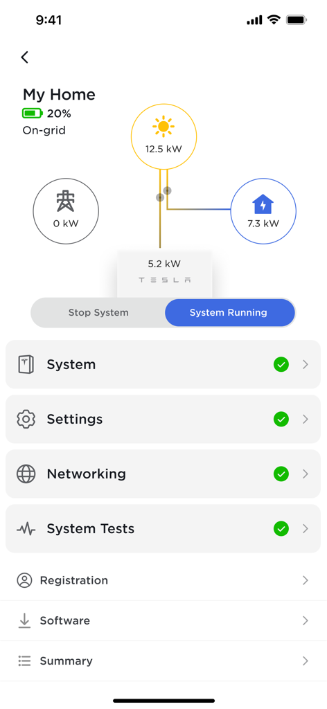 Interface do aplicativo Tesla One mostrando monitoramento de fluxo de energia em tempo real e status de comissionamento do sistema