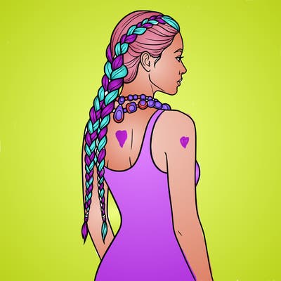 long plats tank top big necklace