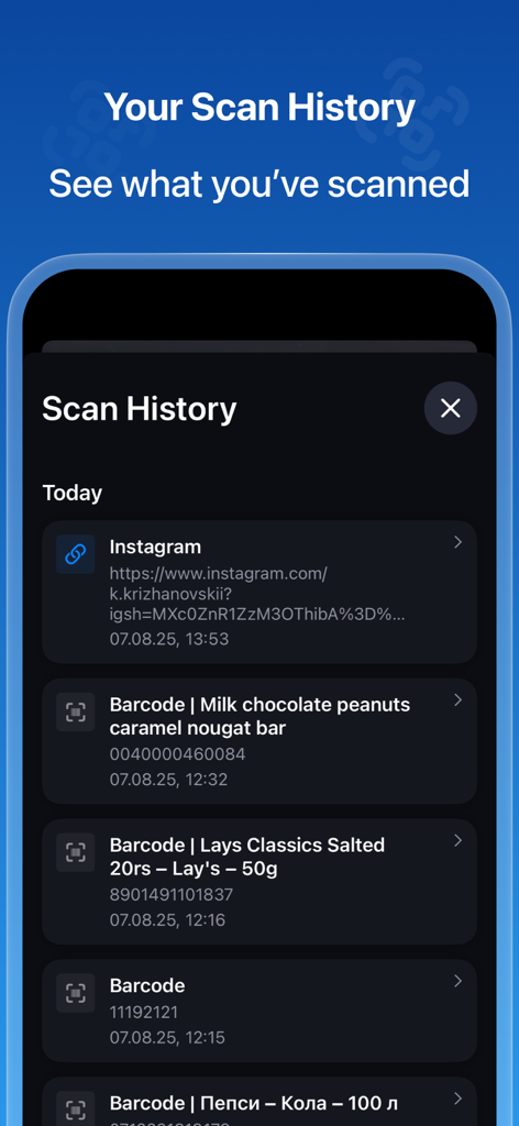 QR & Barcode AI Reader - Pantalla de historial de escaneo de la aplicación Lector IA de Códigos QR y Barras que muestra una lista de enlaces y productos escaneados previamente.