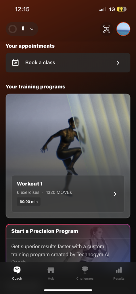 Function Well - Function Well app interface showing personalized training programs and class booking options