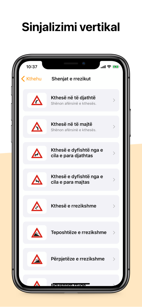 Screenshot of the Autoshkolla Kosove app displaying a list of danger road signs with descriptions in Albanian.