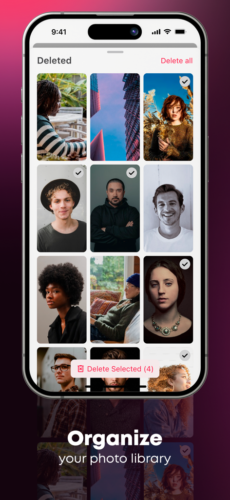 Swipe Guru - Un écran de smartphone montrant l'interface de l'application Swipe Guru avec une grille de photos sélectionnées et un bouton pour les supprimer