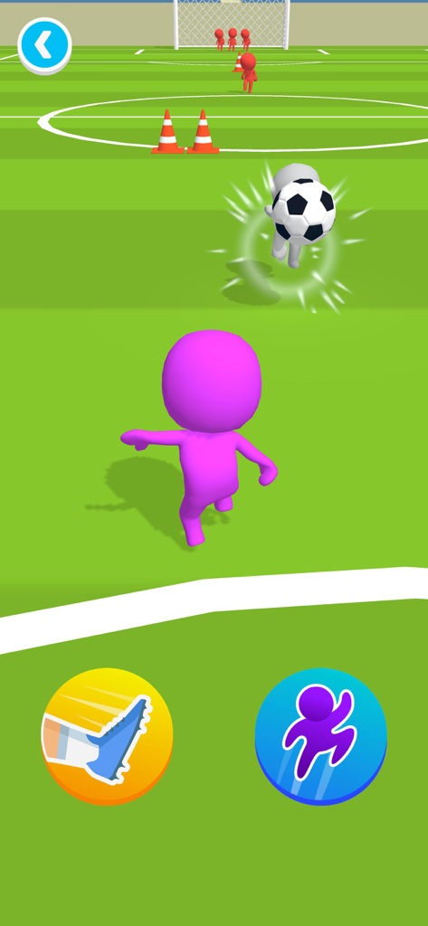 Soccer Runner ! - Hypercasual soccer game showing a pink character dribbling on a field towards a goal