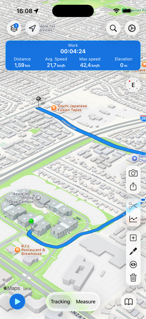 MapPath Pro - Interfaz de MapPath Pro mostrando una ruta GPS azul en un mapa 3D con estadísticas de distancia y velocidad en vivo.