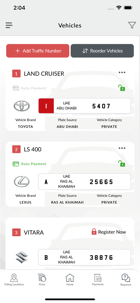 DARB - Schermata dei veicoli dell'app DARB che mostra un elenco di auto registrate con le loro targhe e lo stato del pedaggio