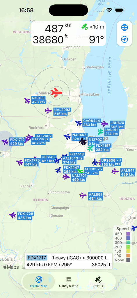 AeroADSB - AeroADSB app showing real-time aircraft traffic map and flight telemetry data over the Midwest US.
