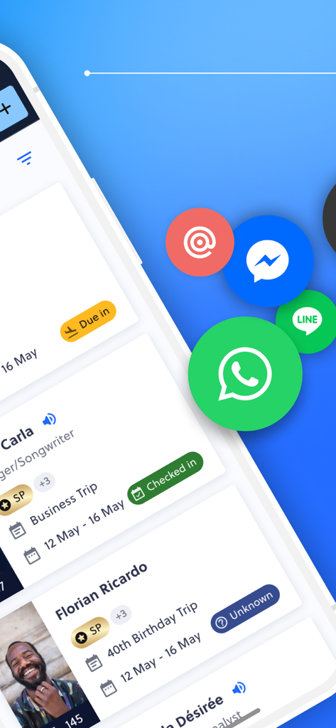 Alliants Staff App - Mobile interface of the Alliants Staff App showing a guest list with integrated messaging icons for WhatsApp and Facebook Messenger