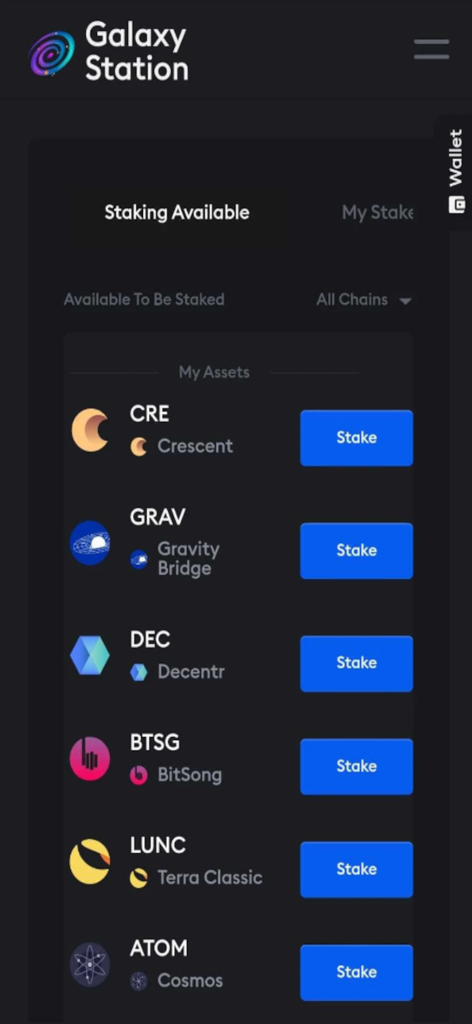 Galaxy Station App-Oberfläche, die verfügbare Krypto-Assets für das Staking anzeigt, darunter ATOM LUNC und CRE im Cosmos-Ökosystem