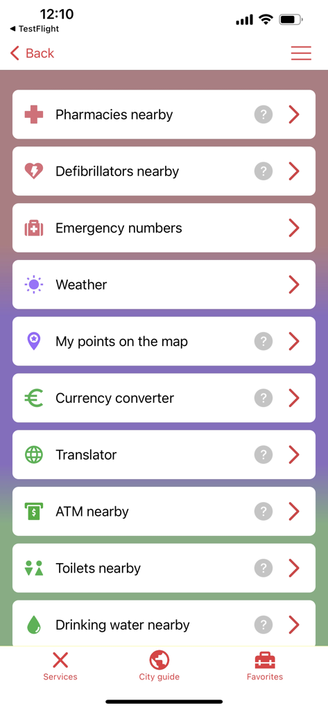 myguide.city - city guide - Écran de l'application mobile montrant des services de voyage comme pharmacies, numéros d'urgence et convertisseur de devises.