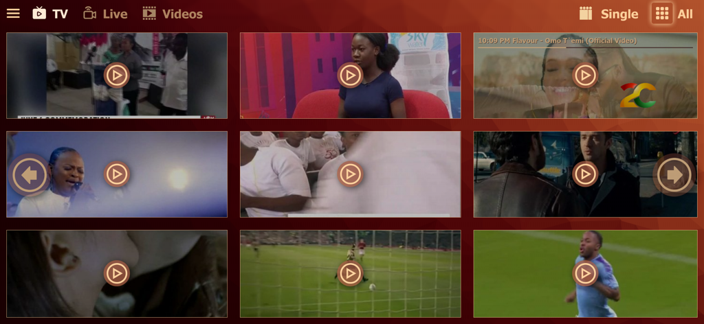 Interfaccia dell'app 2CTV che mostra la vista a griglia dei canali con diverse anteprime video in diretta, inclusi notizie, sport e intrattenimento