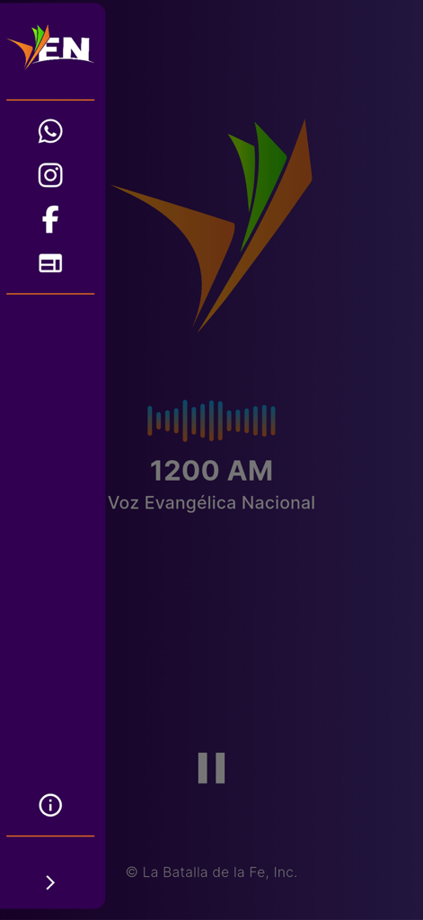 Radio VEN 1200 AM - Interfaz de la aplicación Radio VEN 1200 AM mostrando la pantalla principal del reproductor para Voz Evangelica Nacional con controles de reproducción e íconos de redes sociales