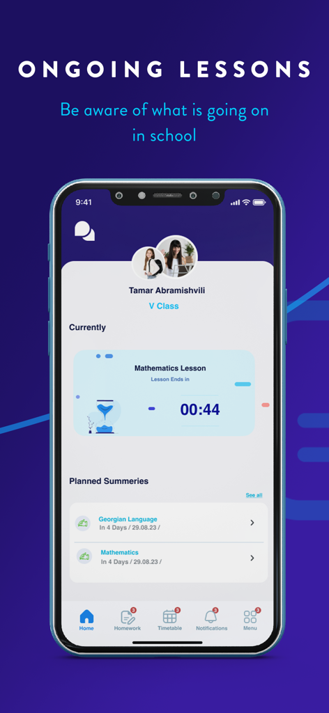 El panel de la aplicación SchoolBook que muestra las lecciones en curso y la cuenta regresiva para un estudiante.