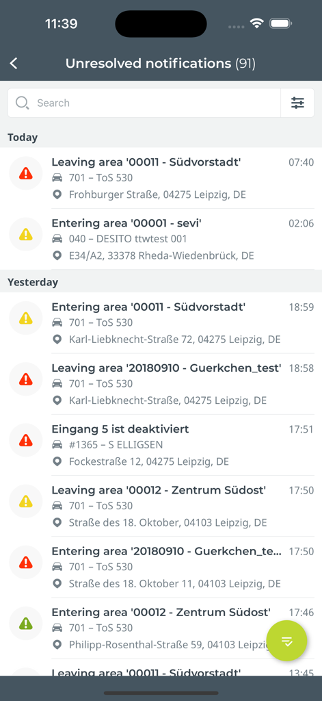 Webfleet Mobile - Interface of Webfleet Mobile app showing a list of unresolved notifications for fleet vehicles entering and leaving designated areas