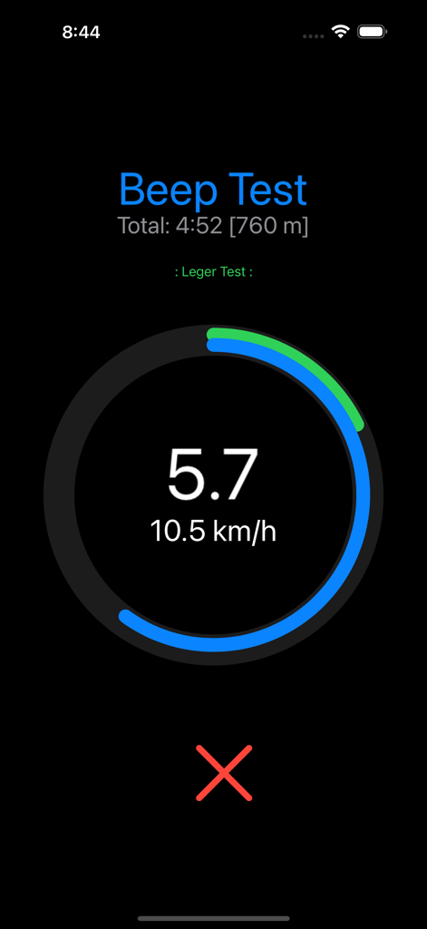 Beep Test Leger - Oberfläche der Beep Test Leger App, die während eines Trainings das aktuelle Level 5.7 und eine Geschwindigkeit von 10,5 km/h anzeigt