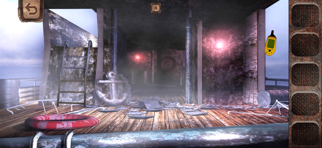 Um convés de navio atmosférico com uma âncora e uma boia salva-vidas no jogo de quebra-cabeça Escape Ship Adventure