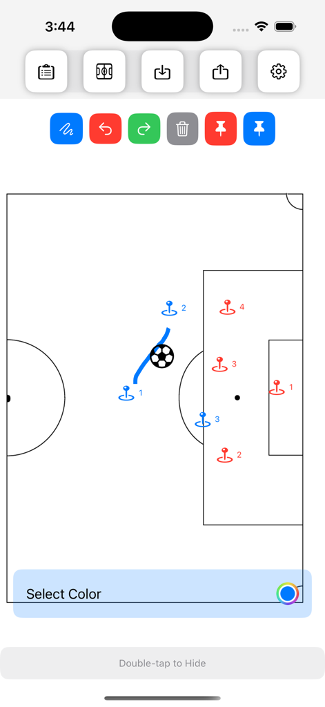 Strike Lite: Tactics Board - Digital soccer tactics board showing player positions and movement lines on a half field