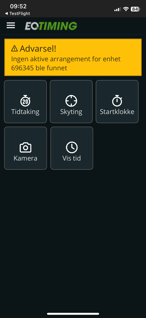 Panel de la aplicación móvil EQ Timing mostrando funciones de gestión deportiva, incluyendo cronometraje, tiro y opciones de reloj de salida