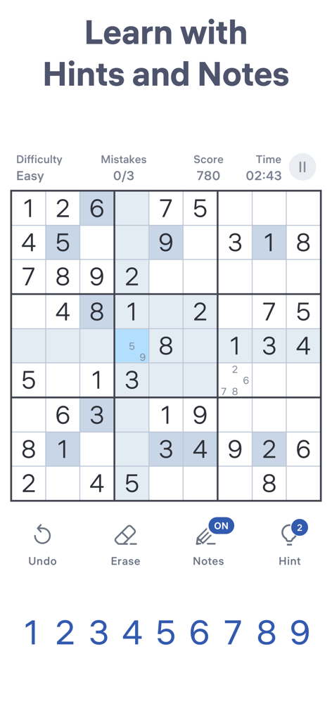 Interfaz de puzzle de Sudoku que muestra las funciones de pistas y notas en un nivel de dificultad fácil
