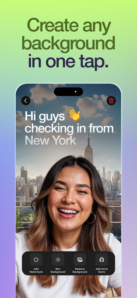 CueCam: Video Teleprompter - Una mujer usando la aplicación CueCam para reemplazar su fondo de vídeo con el horizonte de la ciudad de Nueva York y añadir texto personalizado.