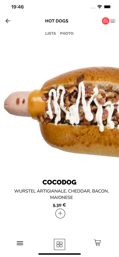 Un Cocodog gourmet con pancetta e formaggio cheddar nel menu dell'app mobile Zangaloro