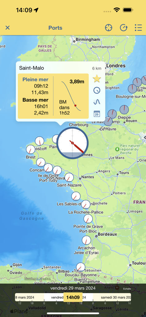 Carte des ports côtiers français montrant les heures et hauteurs de marée dans l'application marée.info.